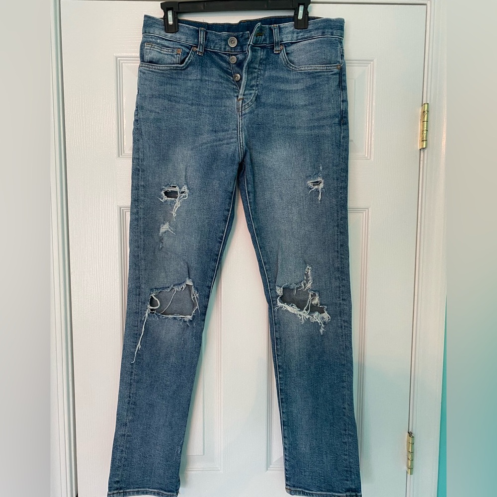 H&M men’s jeans. Relaxed fit, skinny, tapered leg.